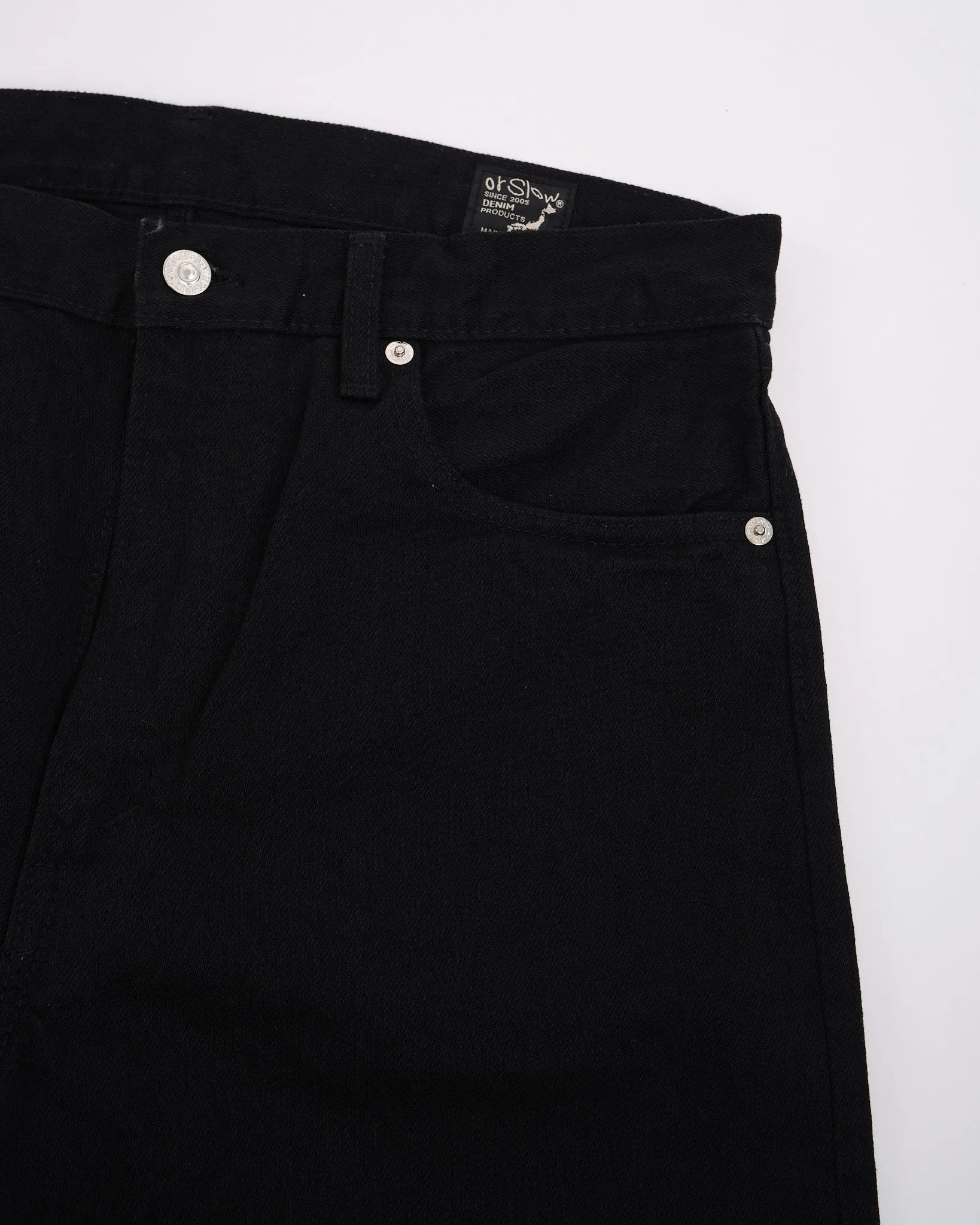 107 IVY FIT BLACK DENIM