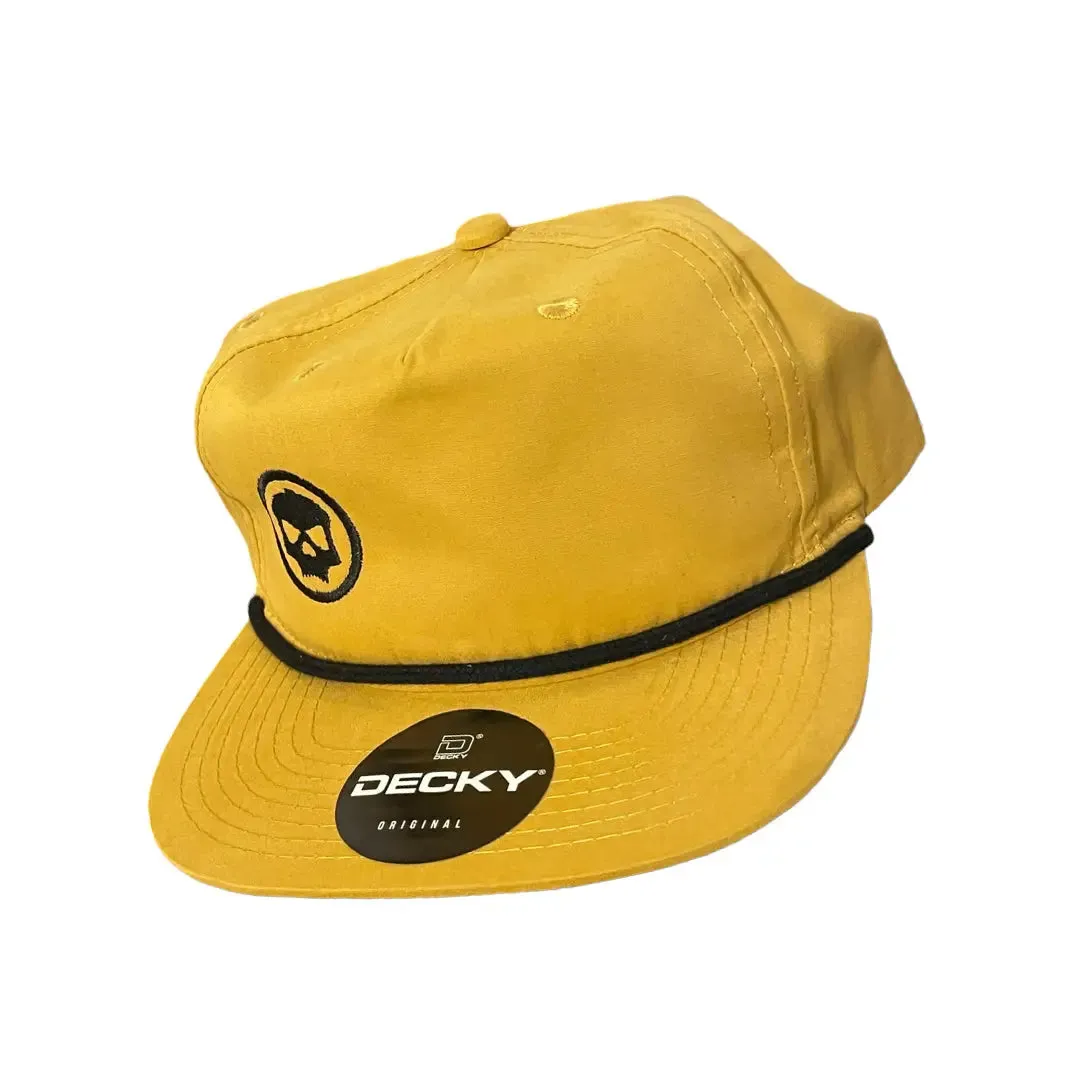 Decky Snapback Hat - Yellow / Black Skull Icon