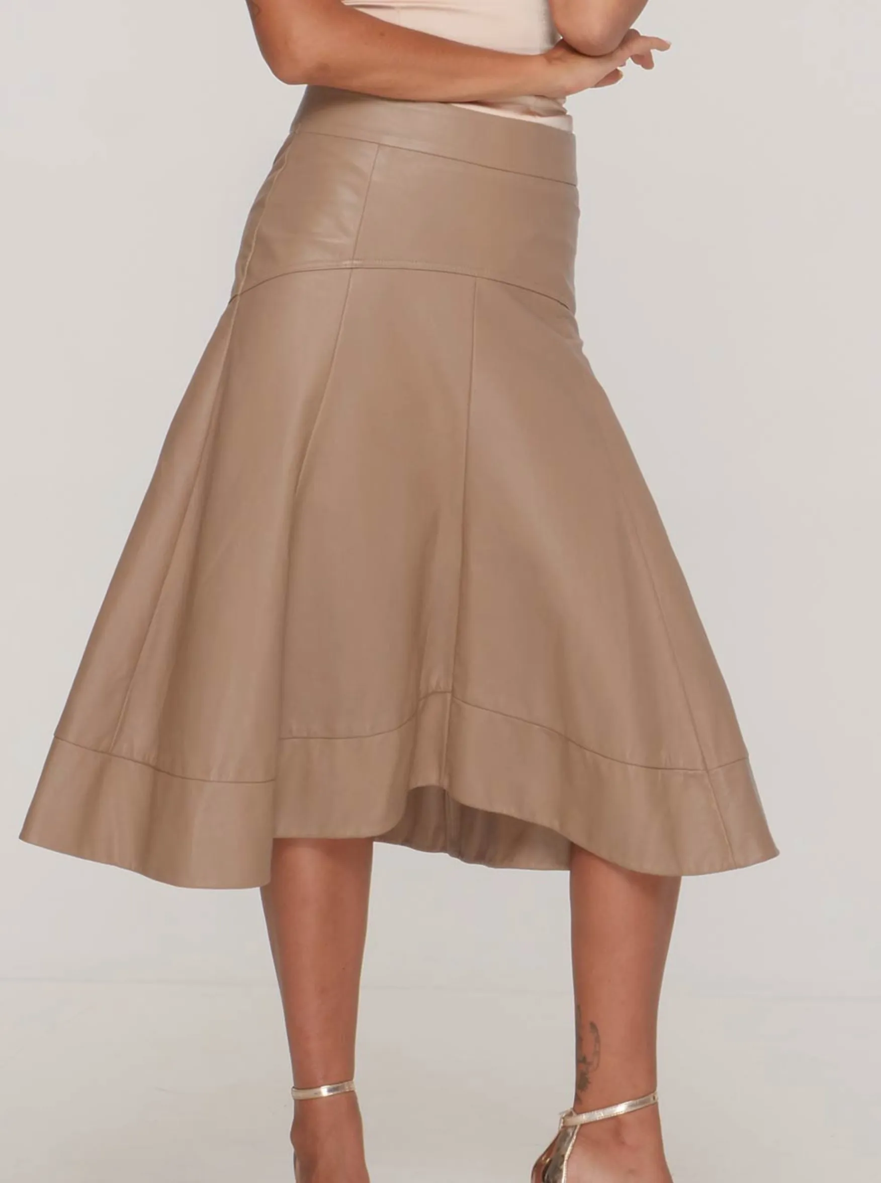 GISELLE LEATHER MIDI SKIRT - SESAME