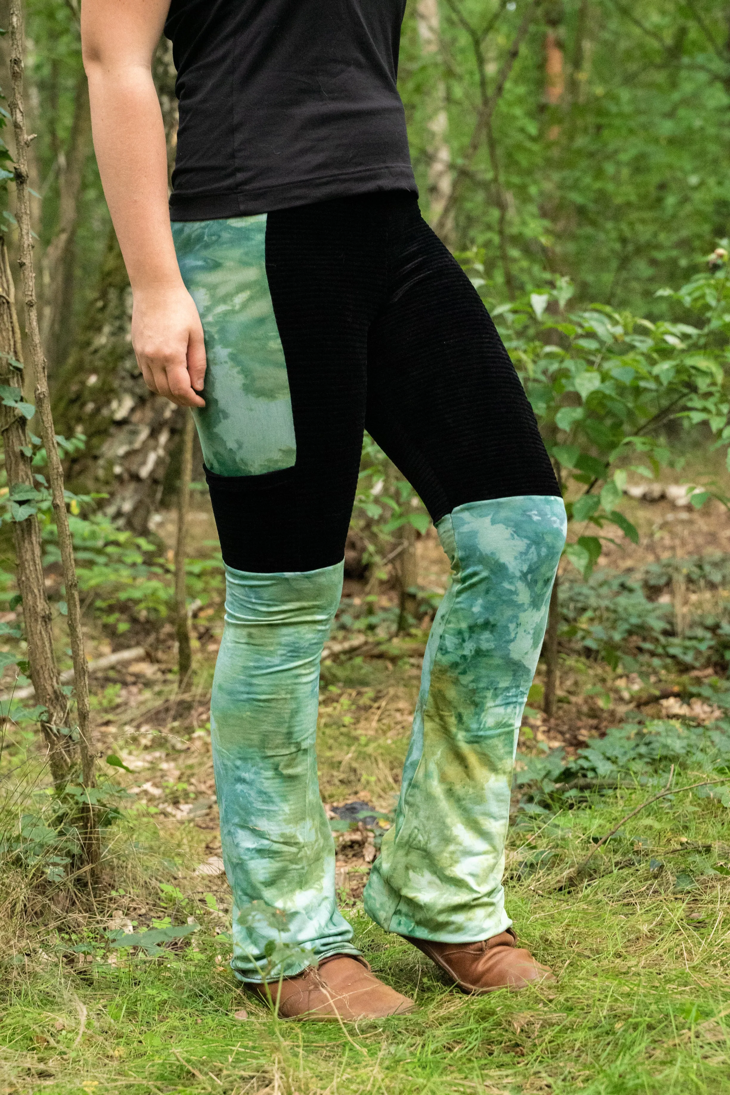 Gr. 40 - Leggings mit Taschen - Batik