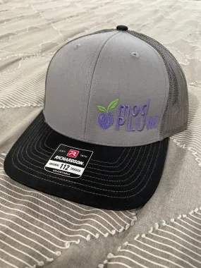 Mod Plum hat