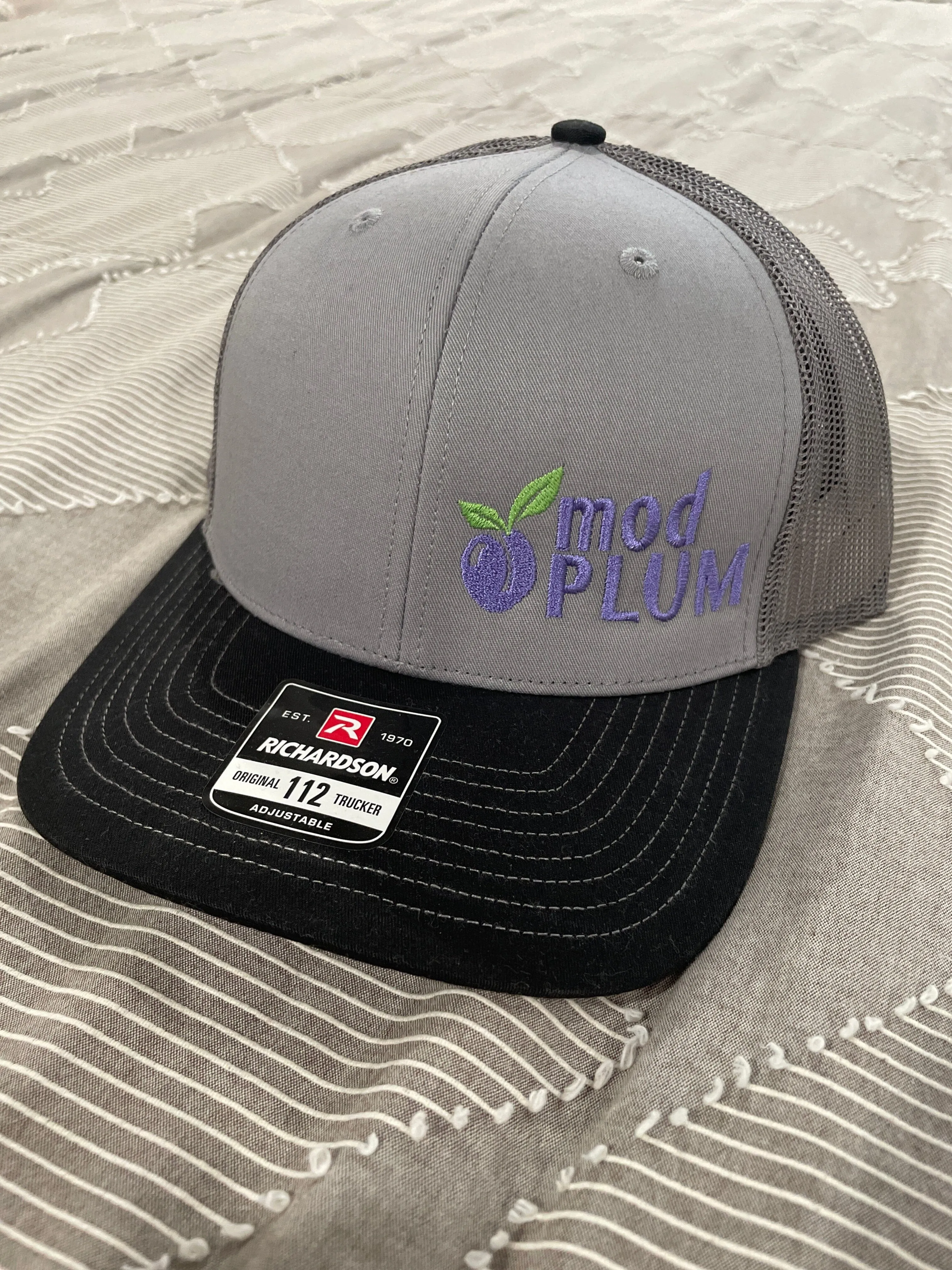 Mod Plum hat