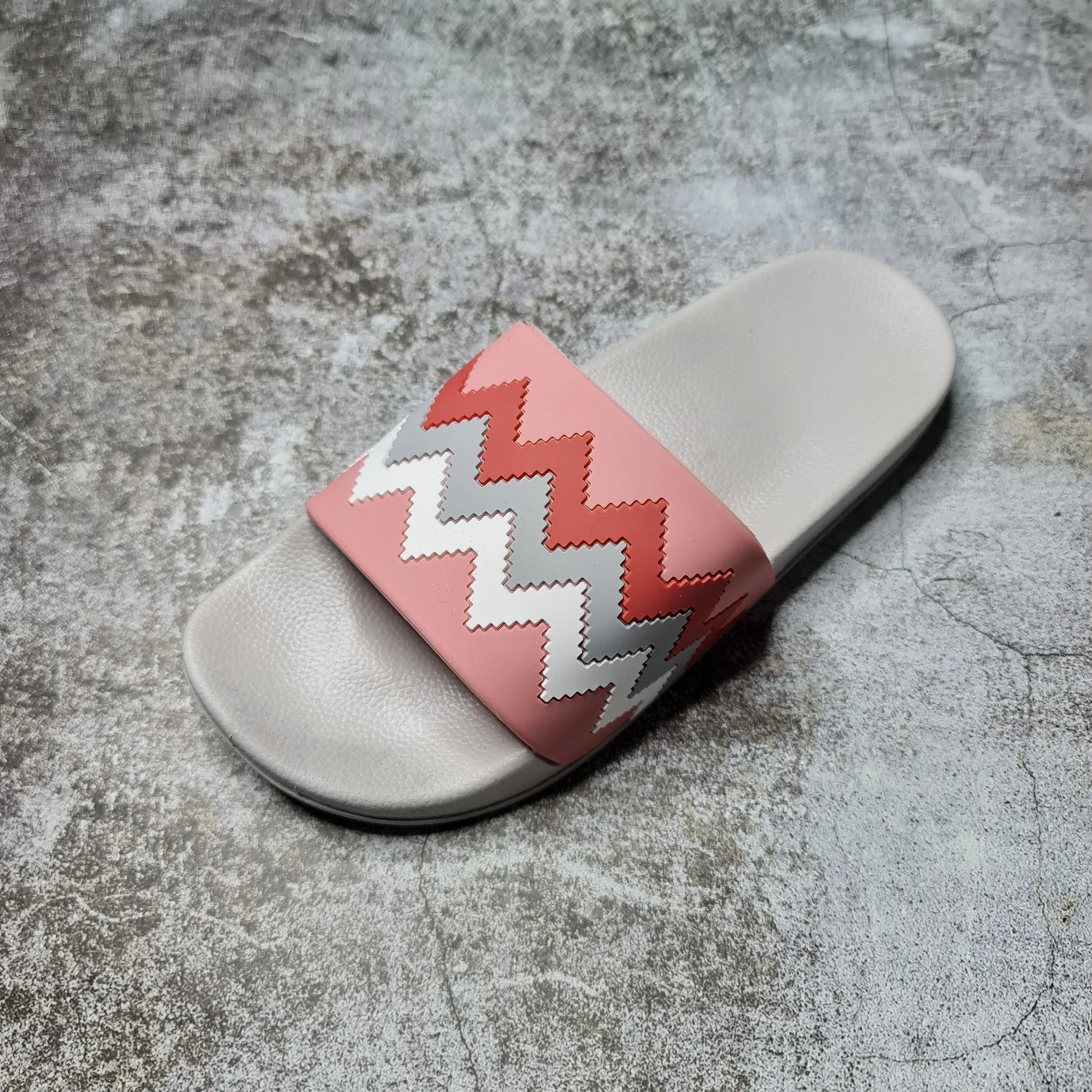 Pattern Casual Slides