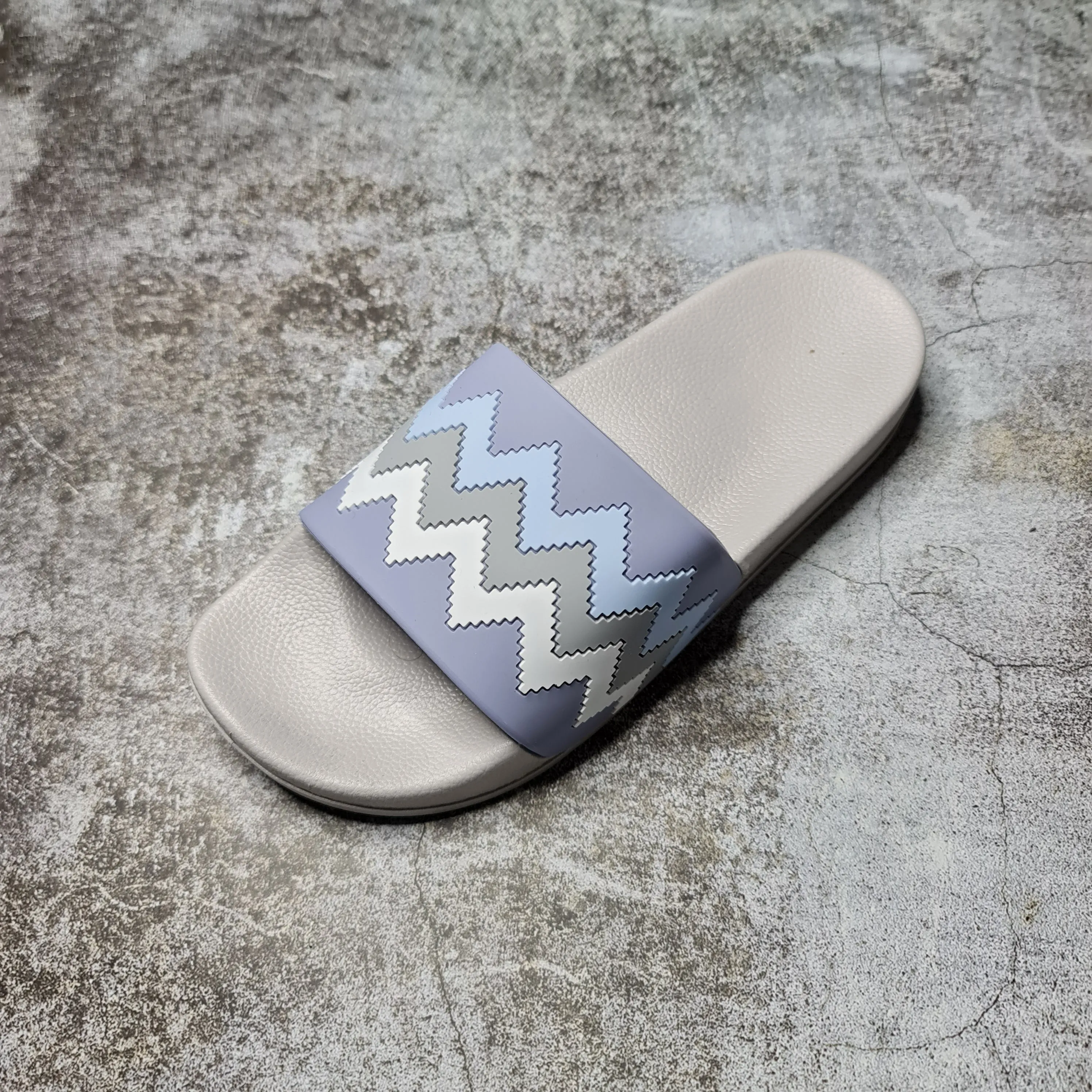 Pattern Casual Slides