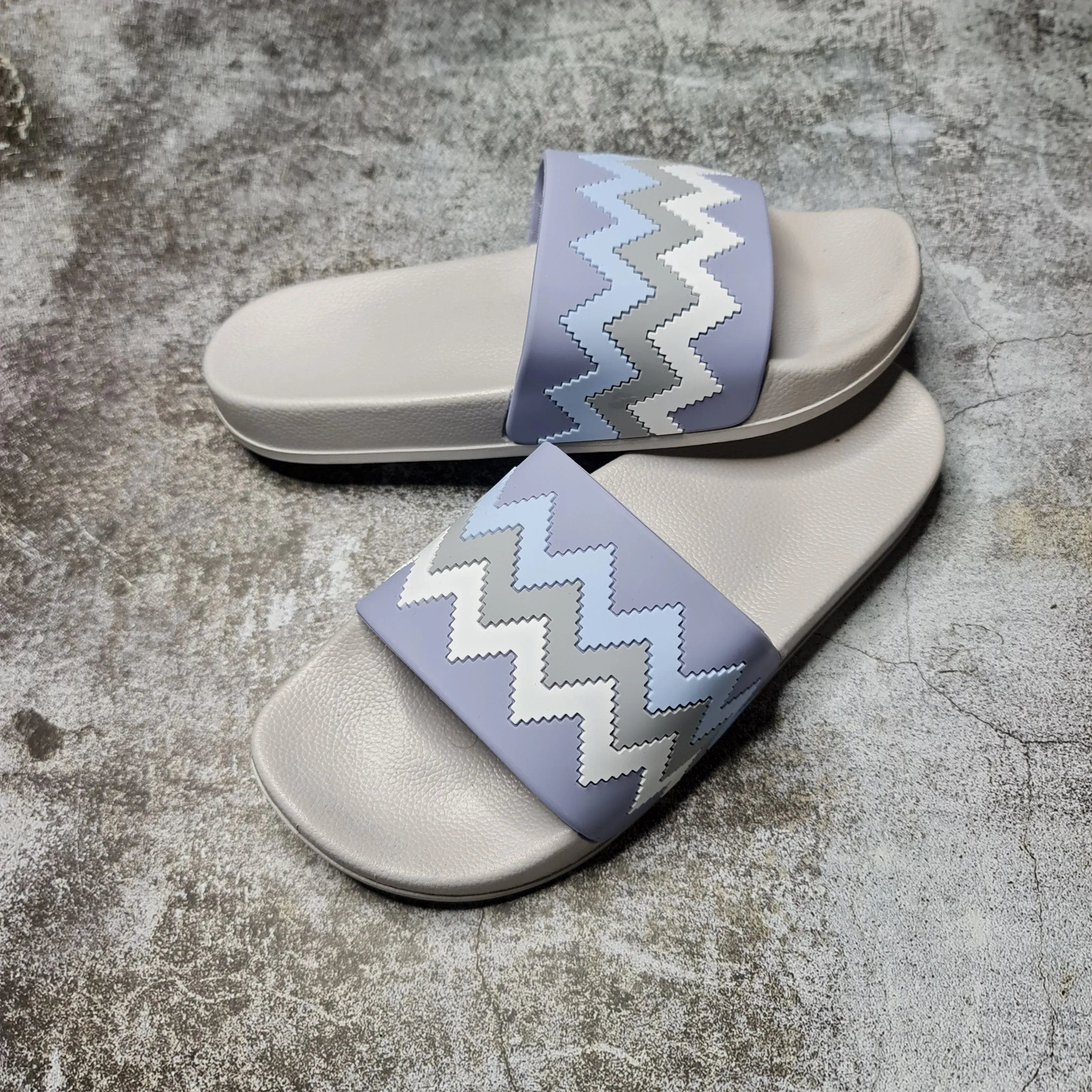 Pattern Casual Slides