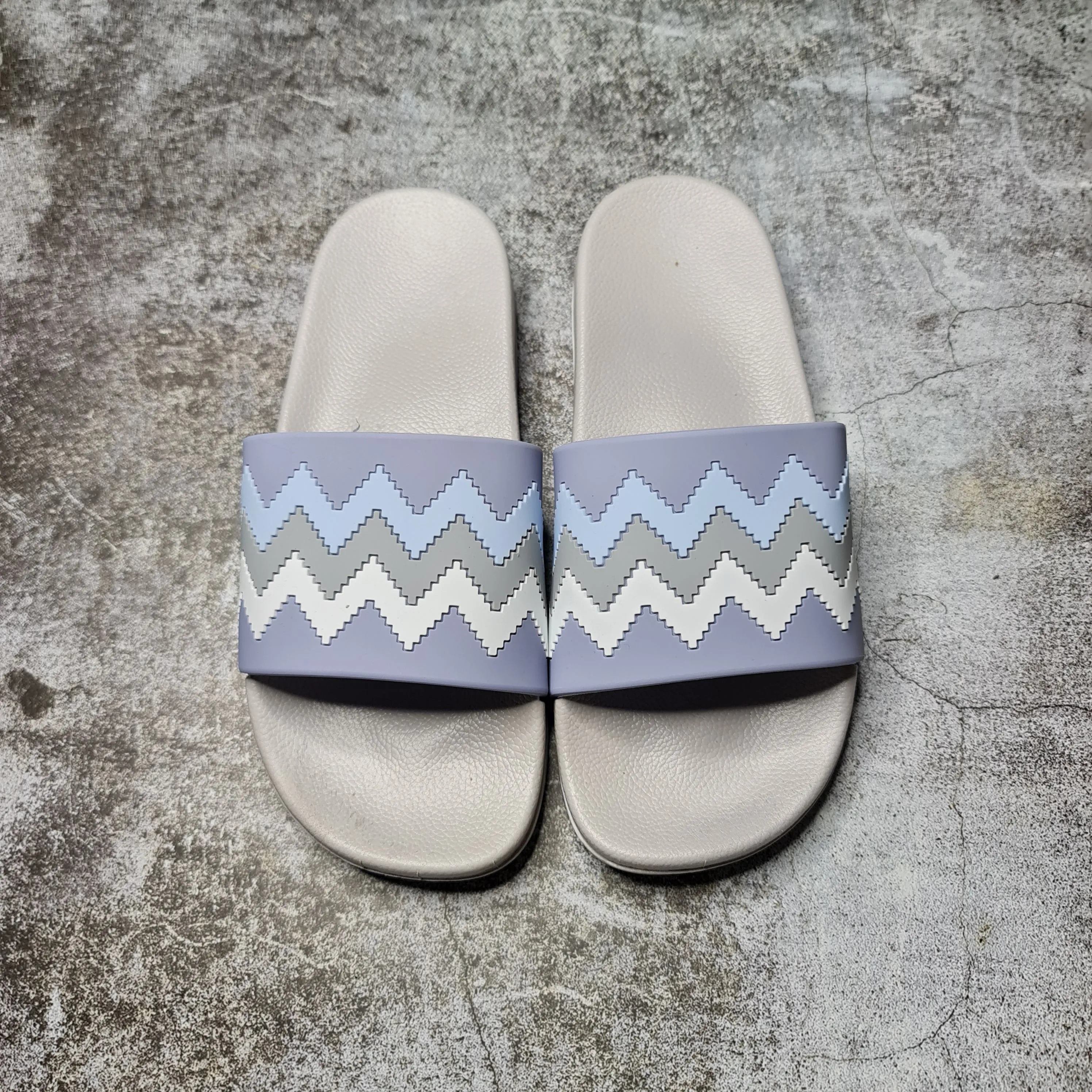 Pattern Casual Slides